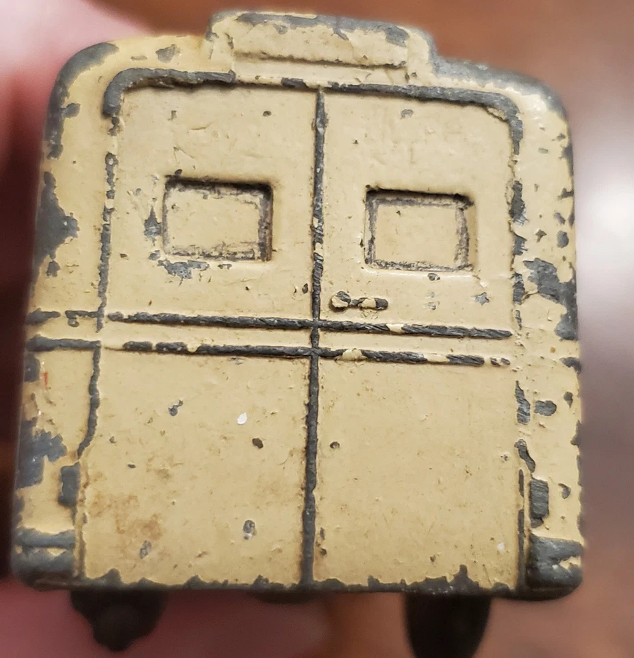 Coche ambulancia vintage DINKY TOYS DAIMLER HECHO EN INGLATERRA Meccano Ltd. como está Foto 4 de 4