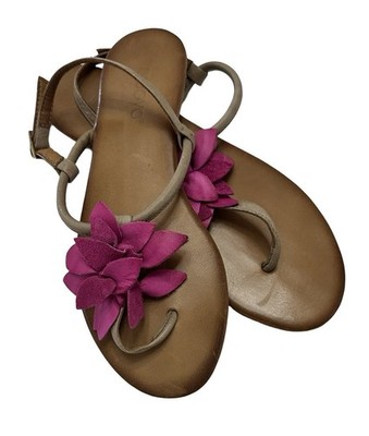 Inuovo Thong Sandals T-Strap Tan Leather Ankle Strap Flat With Pink Flower Sz 40