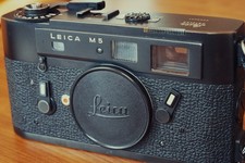 Leica M5 Rangefinder Film Camera 35mm Black Chrome – TTL Meter Working – Clean