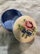Vtg Fetco Silk Needlepoint Round Jewelry Box Trinket Flowers Hand Stitched ROSE