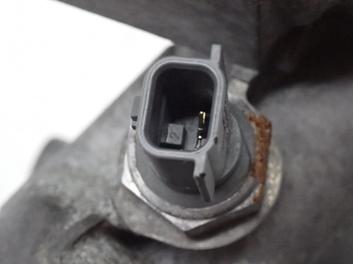 RENAULT TRAFIC 2.0D M9RV710 OIL FILTER HOUSING 152084648R - Picture 5 of 8