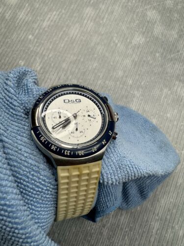 D&G Dolce & Gabbana Juan Chr DW0417 Blue Bezel Silver Dial Silicone Strap WATCH - Picture 3 of 18