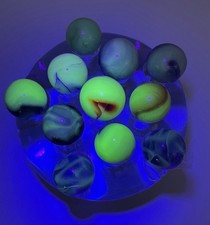 42 Pc Glow Marbles Uranium Cadmium Reactive Under UV Light Vintage