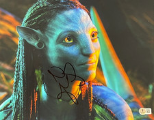 Zoe Saldana Signed 11x14 Photo Avatar Neytiri Authentic Autograph Beckett