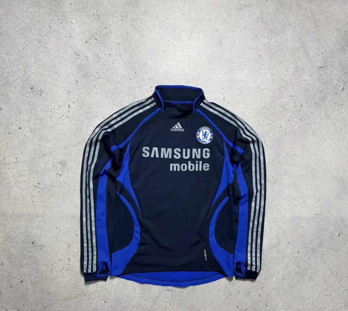 Preços baixos em Adidas Chelsea International Club Soccer Fan