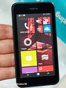 Nokia Lumia 530 Vodafone (4GB) 3G Smartphone Top Zustand mit Ladegerät