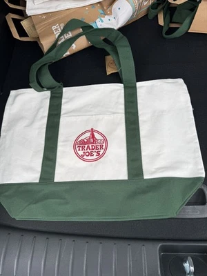 TRADER JOES Trader Joe's Limited Edition Green Tote Bag (Only Just Released) Brand New. UK