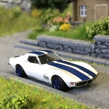 Chevrolet Corvette C3, coupé, blanc/bleu, 1968 - BREKINA 19991 - HO 1/87