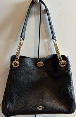 Coach Schultertasche Edie  schwarz Leder goldene Kettenhenkel C2048-36855