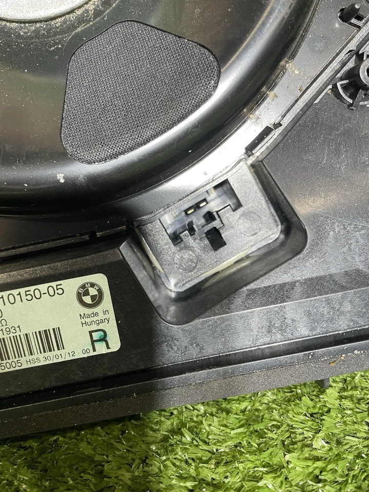 ALTAVOZ CENTRAL BMW 428i F32 F36 F22 F30 DERECHO LADO DEL PASAJERO SONIDO PISO OEM Foto 2 de 4