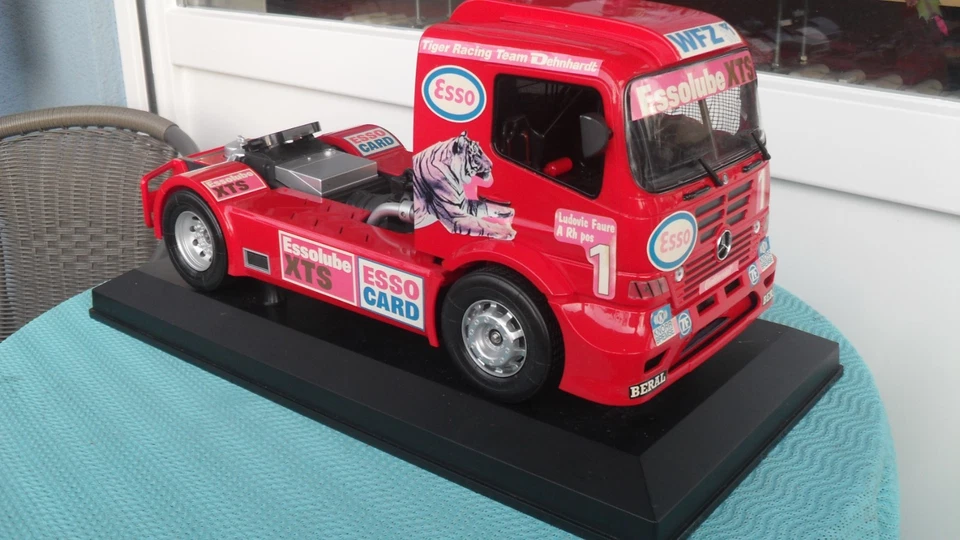 Mercedes Benz DTM RACE TRUCK CARSON COLLECTORS 1 : 14 - Bild 2 von 4