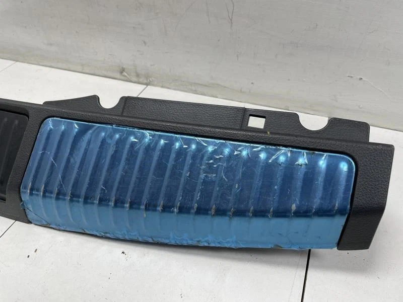 Nissan Murano SL 2010 alféizar del maletero placa de cubierta de pestillo de desgaste OEM+ Foto 4 de 4