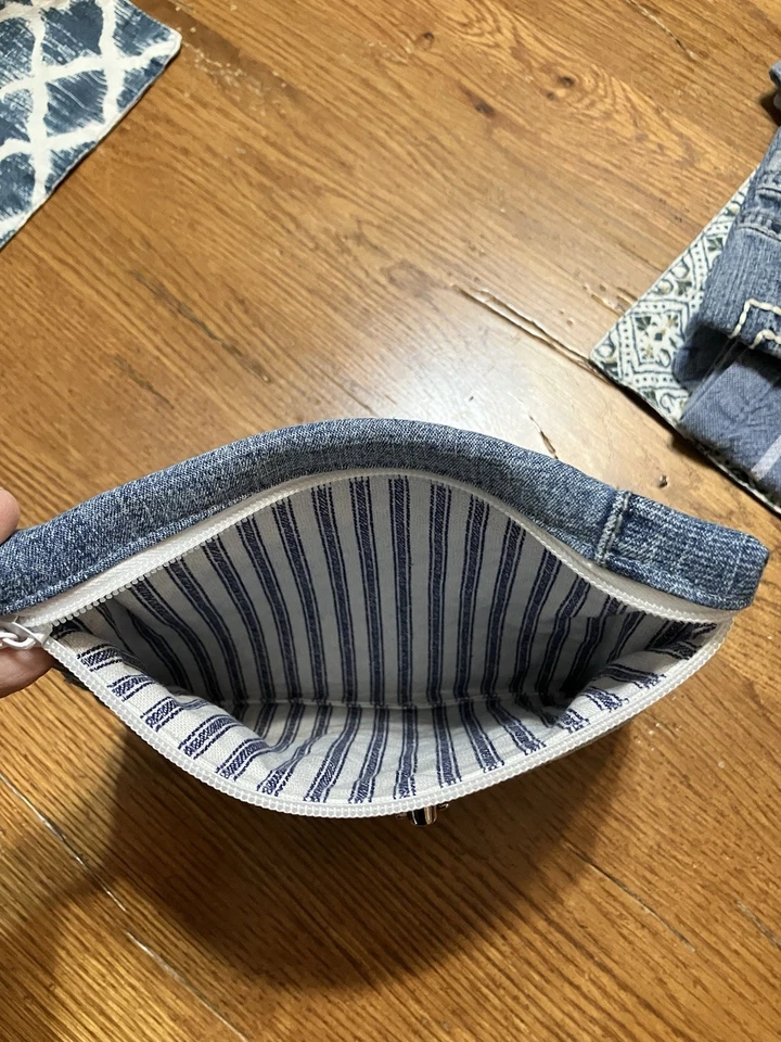 Grunge Makeup Bag Zippered Pouch Denim Upcycled Jeans Hippie Boho Moto Biker - Изображение 3 из 4