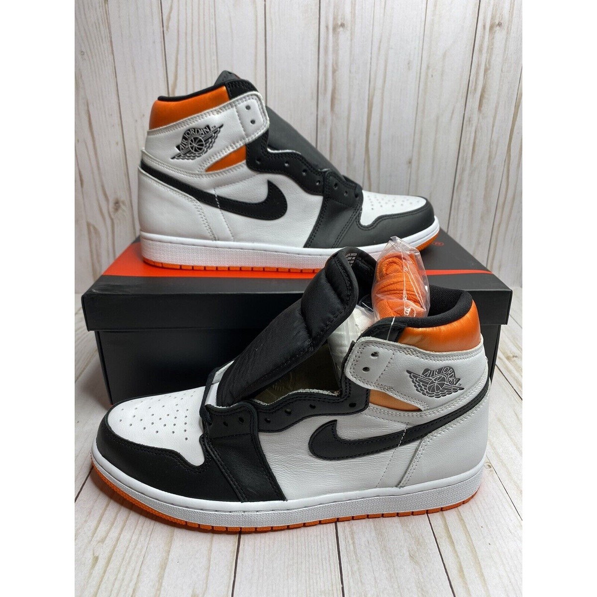 Nike Air Jordan 1 Retro High OG Electro Orange White Black