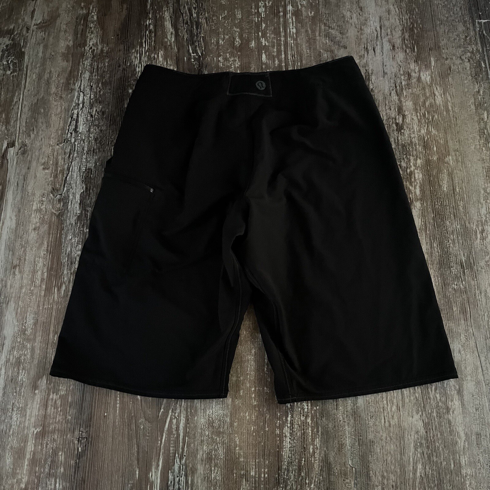 Lululemon Mens Commuter Biking Shorts Large Black Cad… Gem