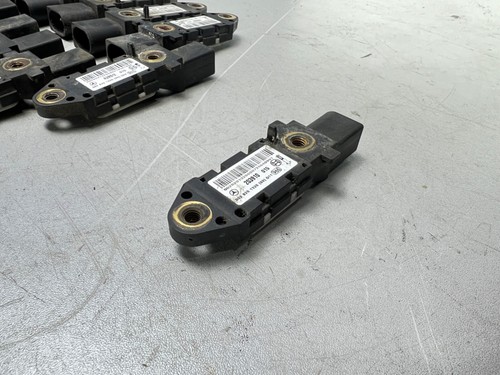 Orig Mercedes W211 E Klasse Crashsensor AUSLOESEGERAET Airbagsensor A0028201326 - Bild 3 von 9
