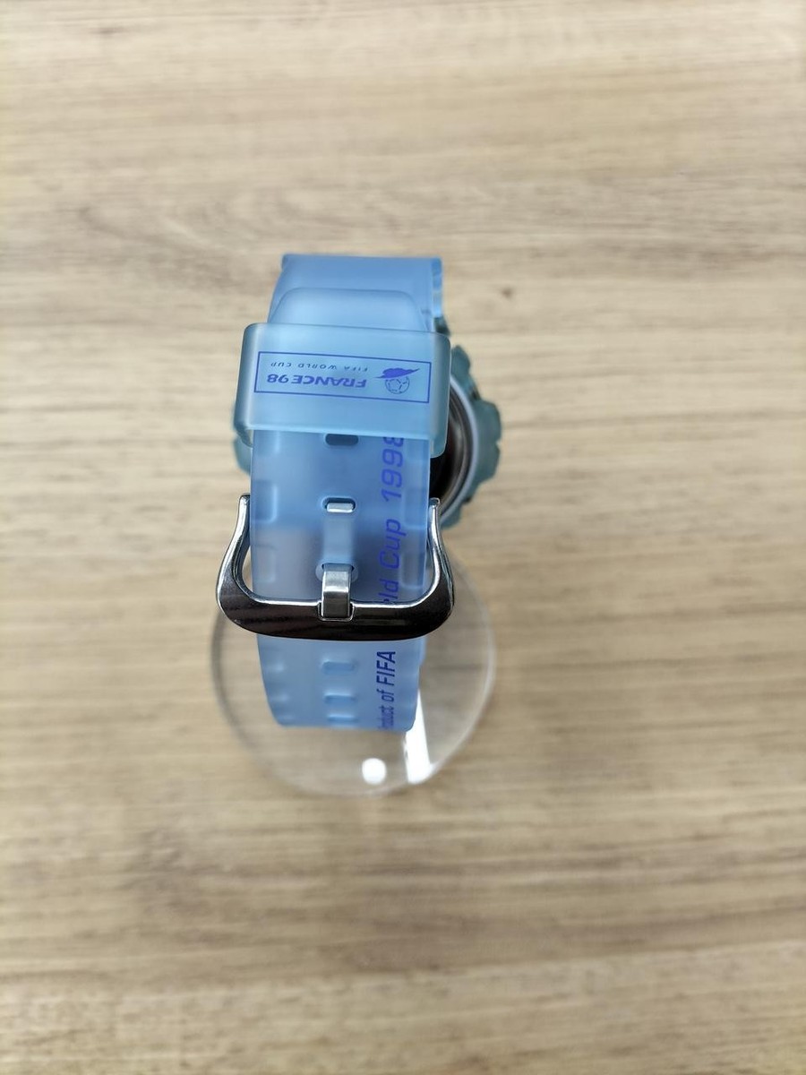 G-SHOCK DW-6900WF-2T '98 ワールドカップ記念モデル G-Shock World Cup FIFA France 98 Casio DW-6900WF Watch