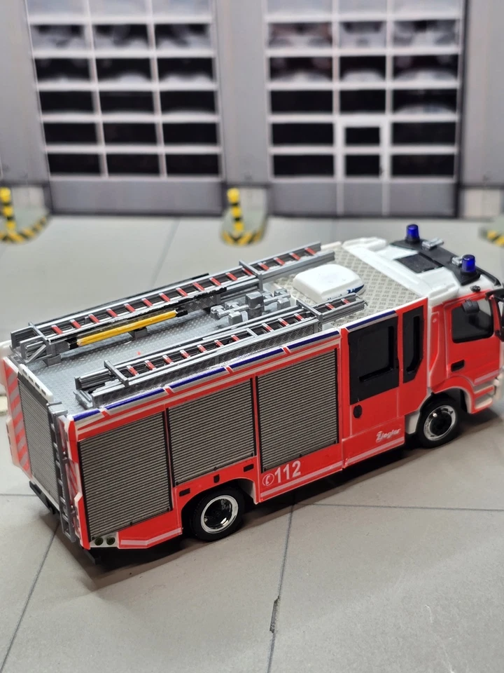 Hlf 20 Atego 23 CITY Ziegler  - Bild 4 von 4