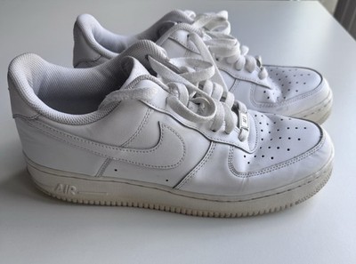 Nike Air Force 1 Low Top Men s White Lace-Up Sneakers Athletic Casual Size 9.5