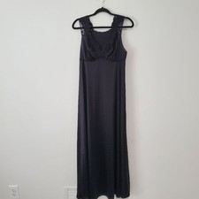 Vintage 70s 80s Vanity Fair Black Romantic Whimsygoth Maxi Slip Dress Gown Sz 34
