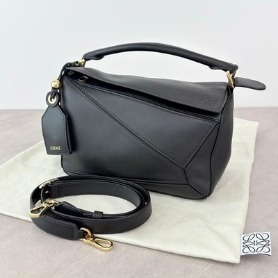 LOEWE Puzzle Bag Small Black Calfskin Leather 2WAY Crossbody Anagram Gold HW Neu