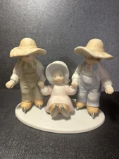 Home Interiors & Gifts Masterpiece Porcelain Circle Of Friends Love Lifted Me