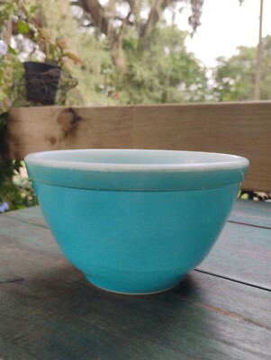 Vintage Early 1940s Pyrex Blue TM Reg U.S. Pat Off Small 1 1/2 Pint Mixing Bowl