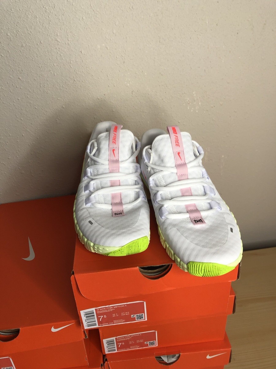 ◆Nike◆ Free Metcon 5 Women's Running Shoes DV3950-104 Amazon.com | Nike Free Metcon 5 Women's Workout Shoes