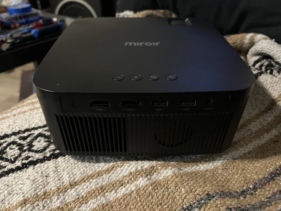 PROYECTOR MIROIR L300 1080P (RESOLUCIÓN NATIVA) FULL HD (tal cual) Foto 3 de 4