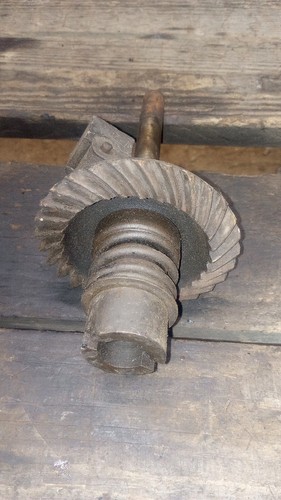 John Deere A Governor Part # A1174R With Weights And Shaft - Picture 4 of 8