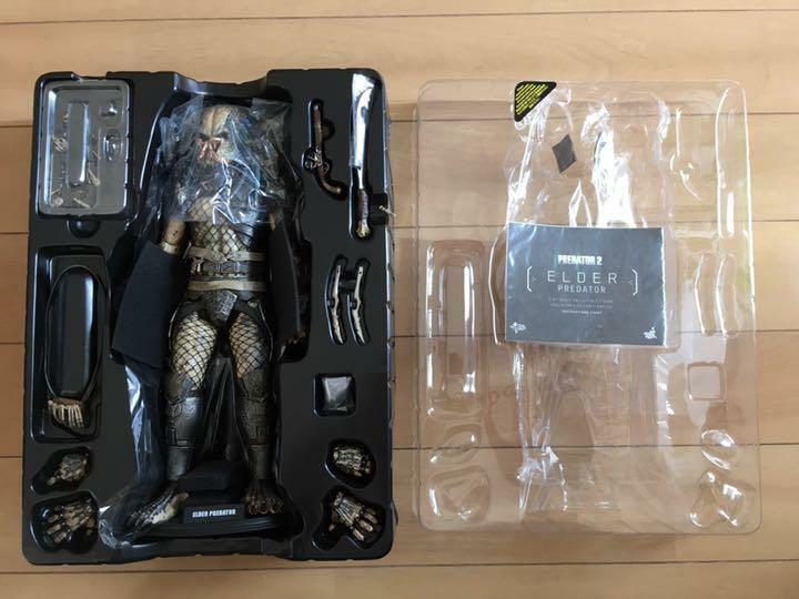 Hot Toys Alien vs Predator Elder Predator 2.0 Figure MMS233 Hot Toys Alien vs Predator Elder Predator 2.0 Figure MMS233
