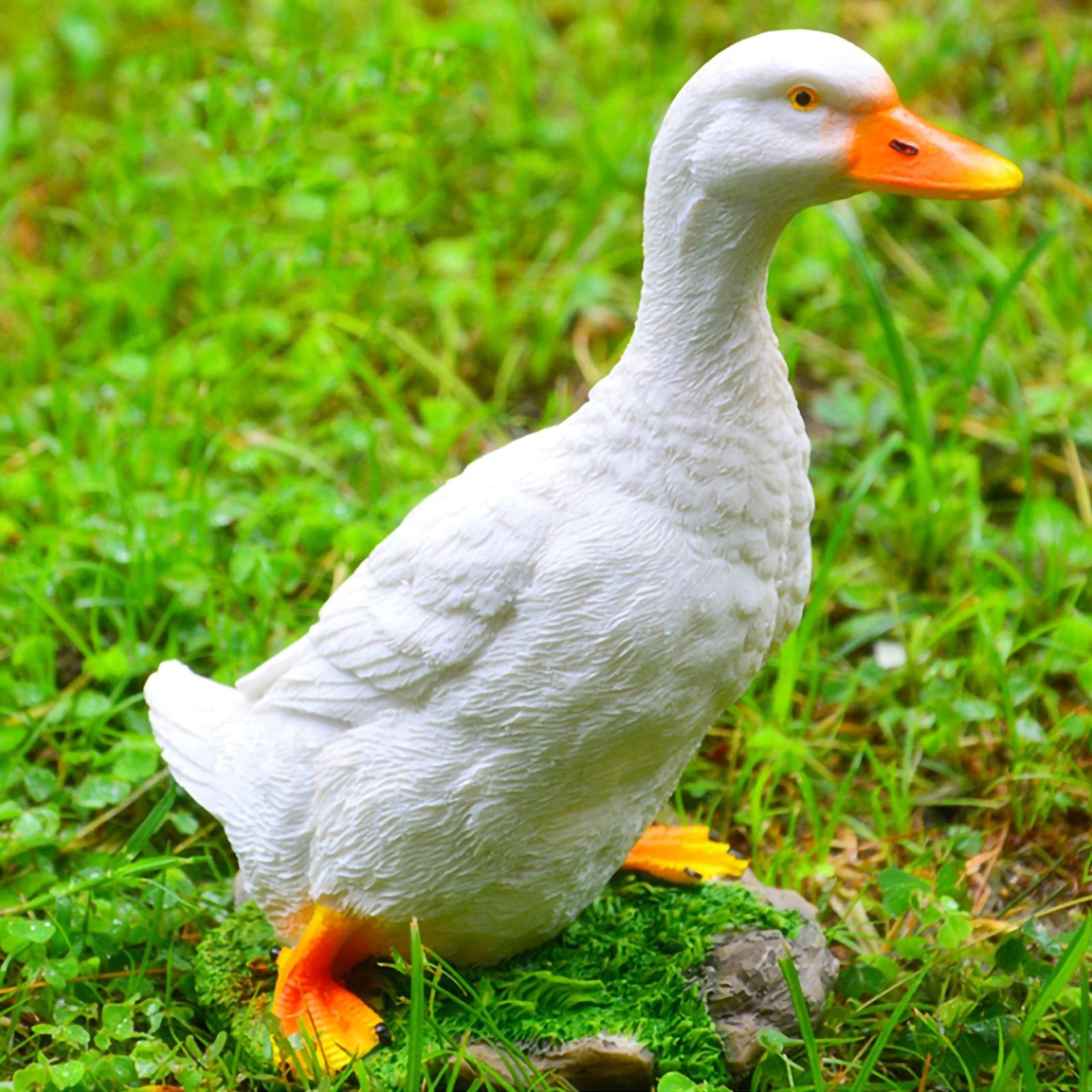 Outdoor White Duck Statue Garden Sculpture for Courtyard Decoration