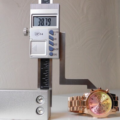 FMD FMDX343 Three-Hand Quartz Analog Women display picture 2