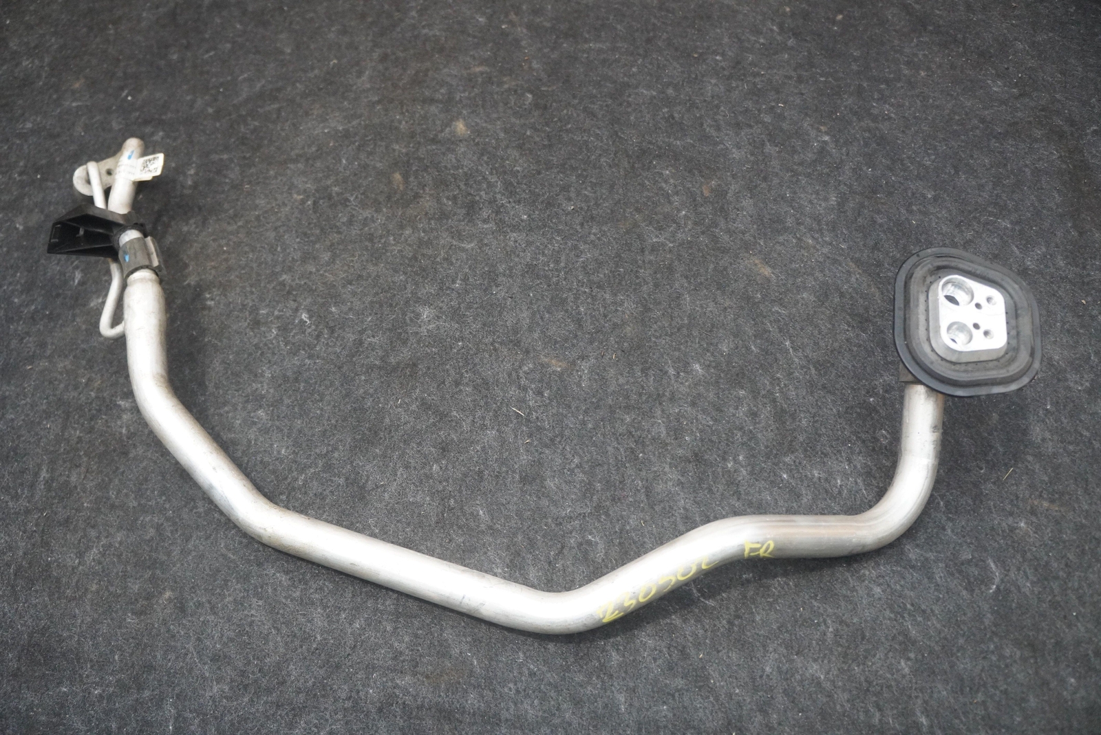 AC Air Conditioning Hose Tube Refrigereant Pipe 4M0816738M Lamborghini Urus 2019