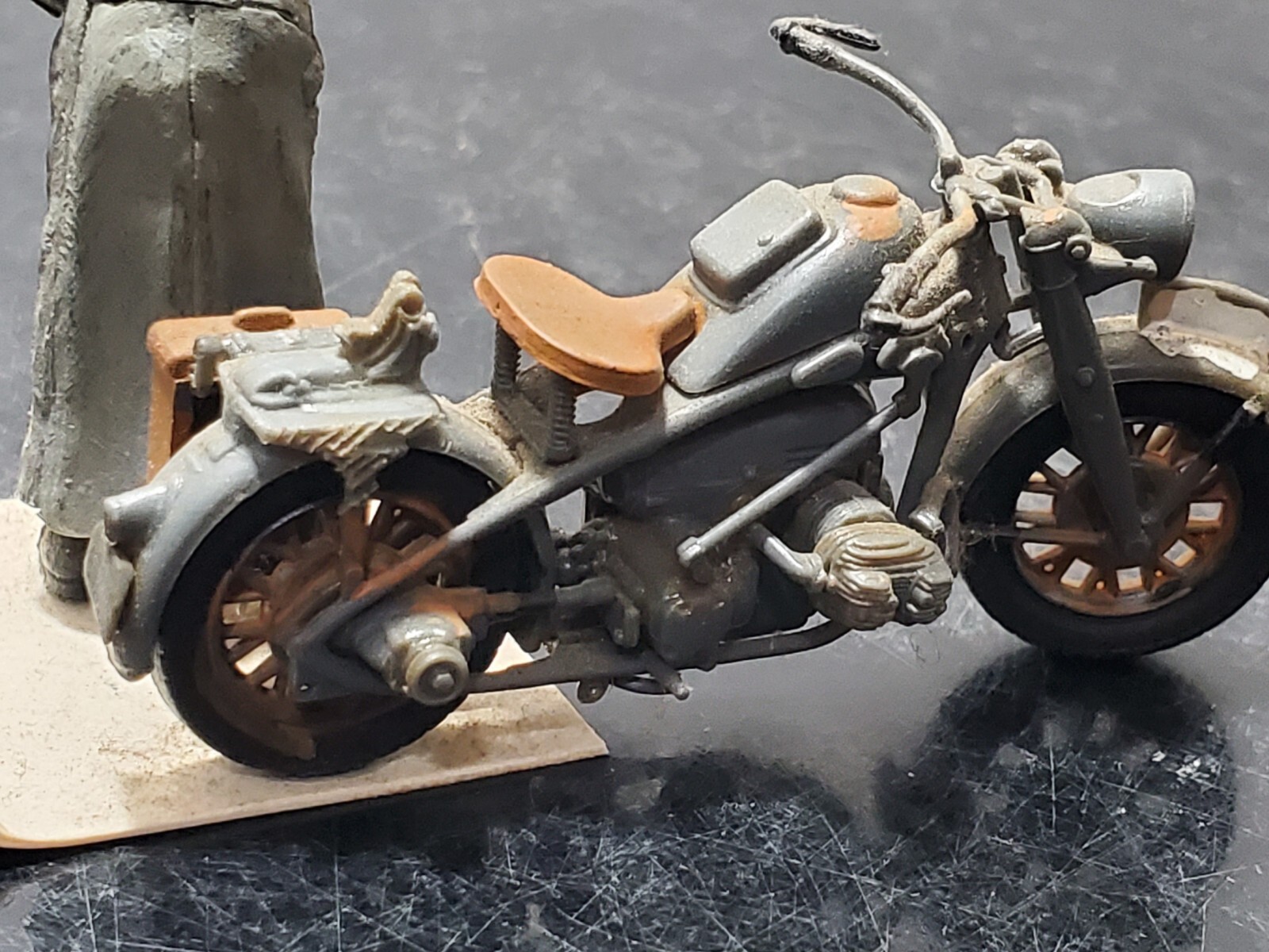 Picture 6 of 10