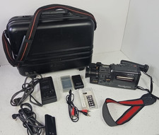 Sony Handycam Video 8 CCD-F40, parts only, Hard Case, charger and more 