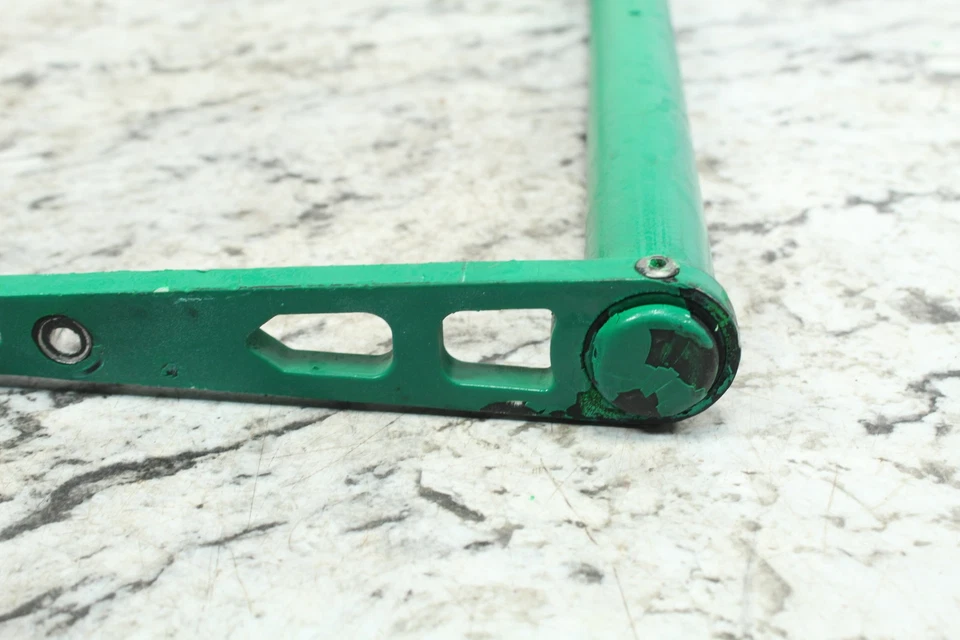 Parachoques trasero Polaris Pro RMK 800 AXYS 2018 manija de agarre Foto 3 de 4