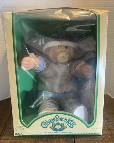 VINTAGE 1982-1983 Cabbage Patch Kids Doll in Box With Paperwork Courtney Juline