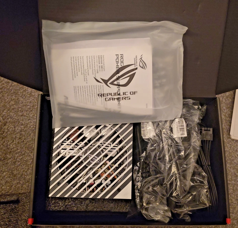 ASUS ROG Loki SFX-L 1000W Platinum Power Supply Unit 24-Pin ATX Fully Modular - Image 2 of 2
