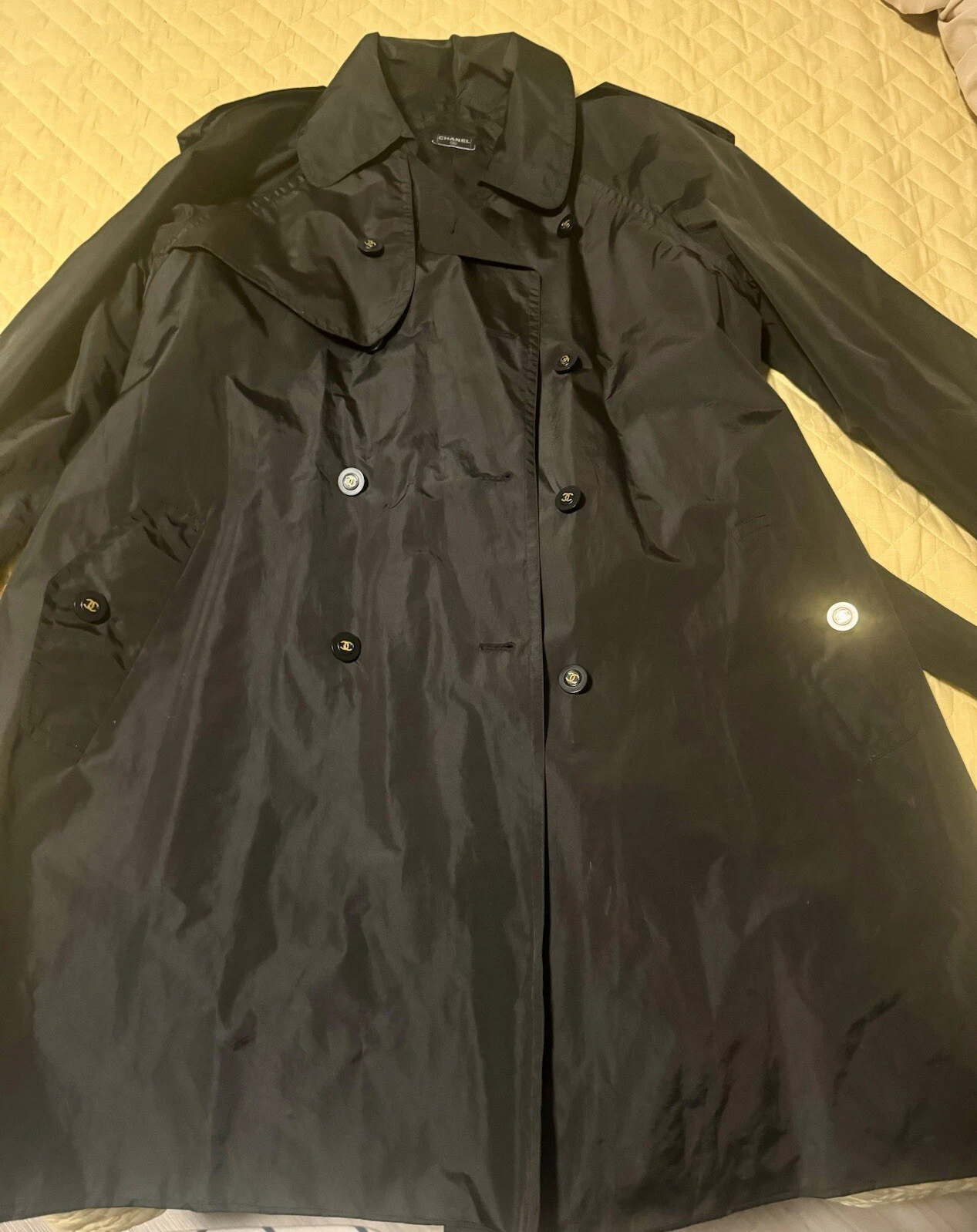 Chanel Trench Coat Nero Logo CC Bottone Taglia 36 38 Ottime Condizioni