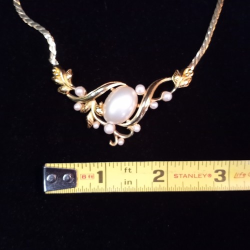VINTAGE TRIFARI TM Faux Pearl COLOR LUCITE SHINY Goldtone Estate NECKLACE - Picture 22 of 24