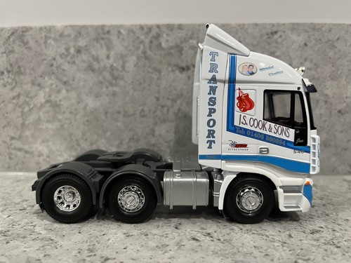 Corgi - Iveco Stralis Tractor Unit - J.S.Cook & Sons - CC15004 - 1:50 - Mint/New - Picture 3 of 6