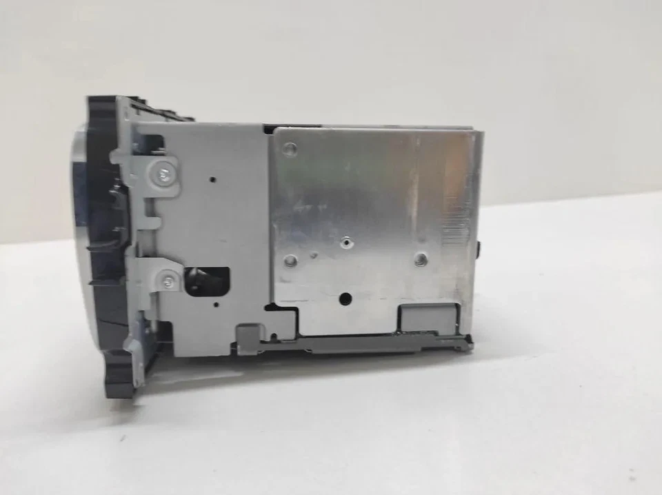 FORD FOCUS IV HN Musik-Player mit GPS 7M5T18C815BA 1.8 Benzin 92kw 2007 33234571 - Bild 3 von 4