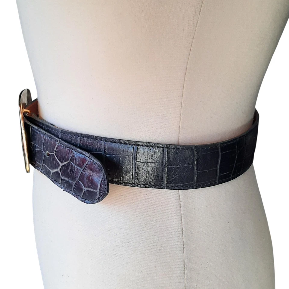 Vtg Blk Croc Embossed Leather Belt Gold Asymmetric Center Bar Buckle Sz M USA... - Image 2 of 4