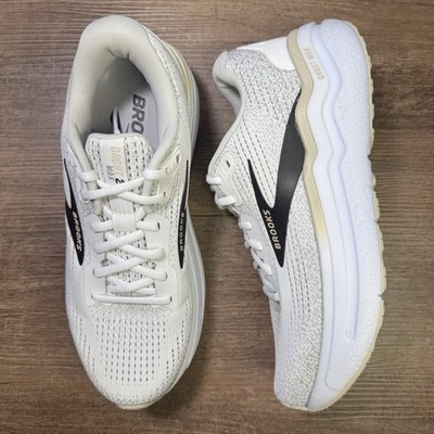 Brooks Ghost Max 2  White/Pelican  Men s Size 8 110431 1D 125 No Lid