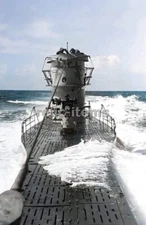 WW2 PICTURE PHOTO GERMAN U BOAT U-BOAT U552 U-552 AT SEA 6688