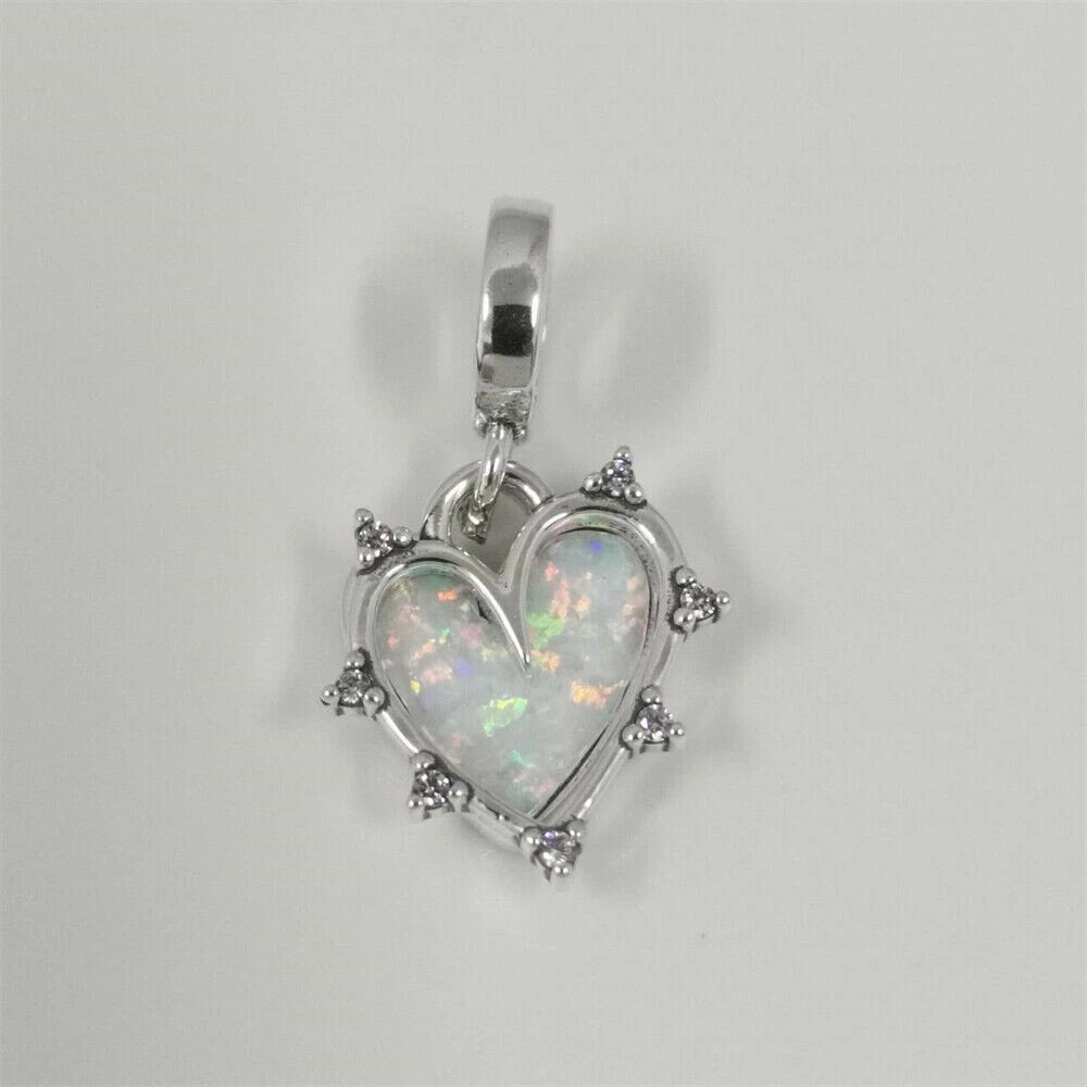Collana donna con ciondolo pendente elefante in autentica pietra di Collana donna con ciondolo pendente elefante in autentica pietra di