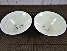 Pair Rice Bowls Off-White Black Accent Rim Simple Fish Design Inside 6 Ounce