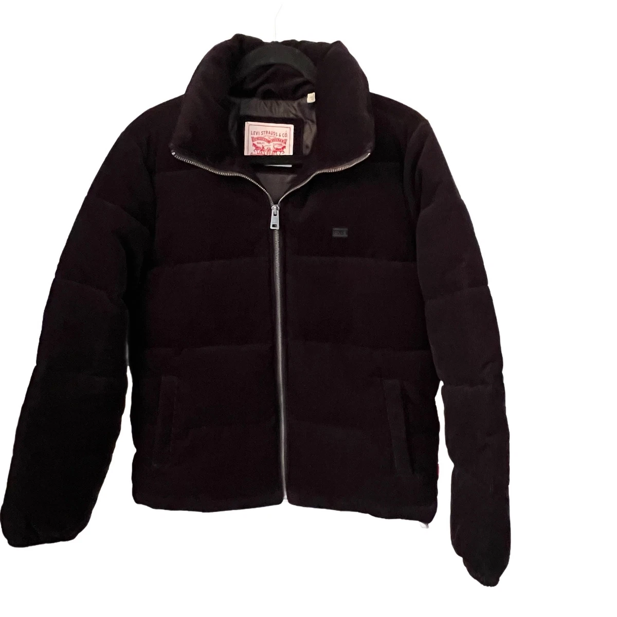 Levi's Corduroy Puffer Jacket . NWOT. Color Black. Unisex Small