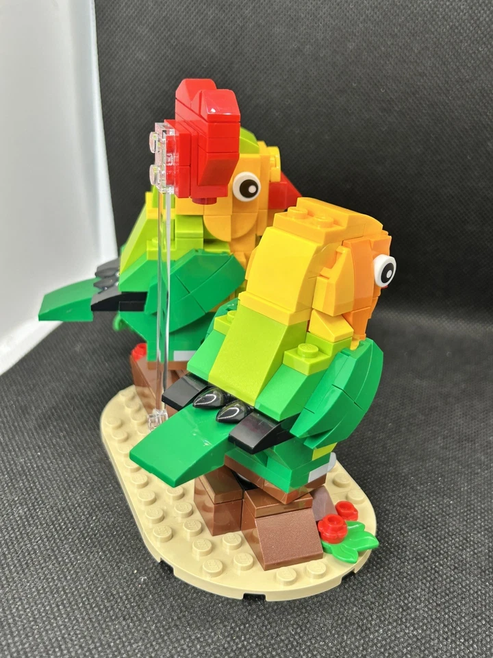 LEGO 40522 Valentine Lovebirds, photo 2 of 5